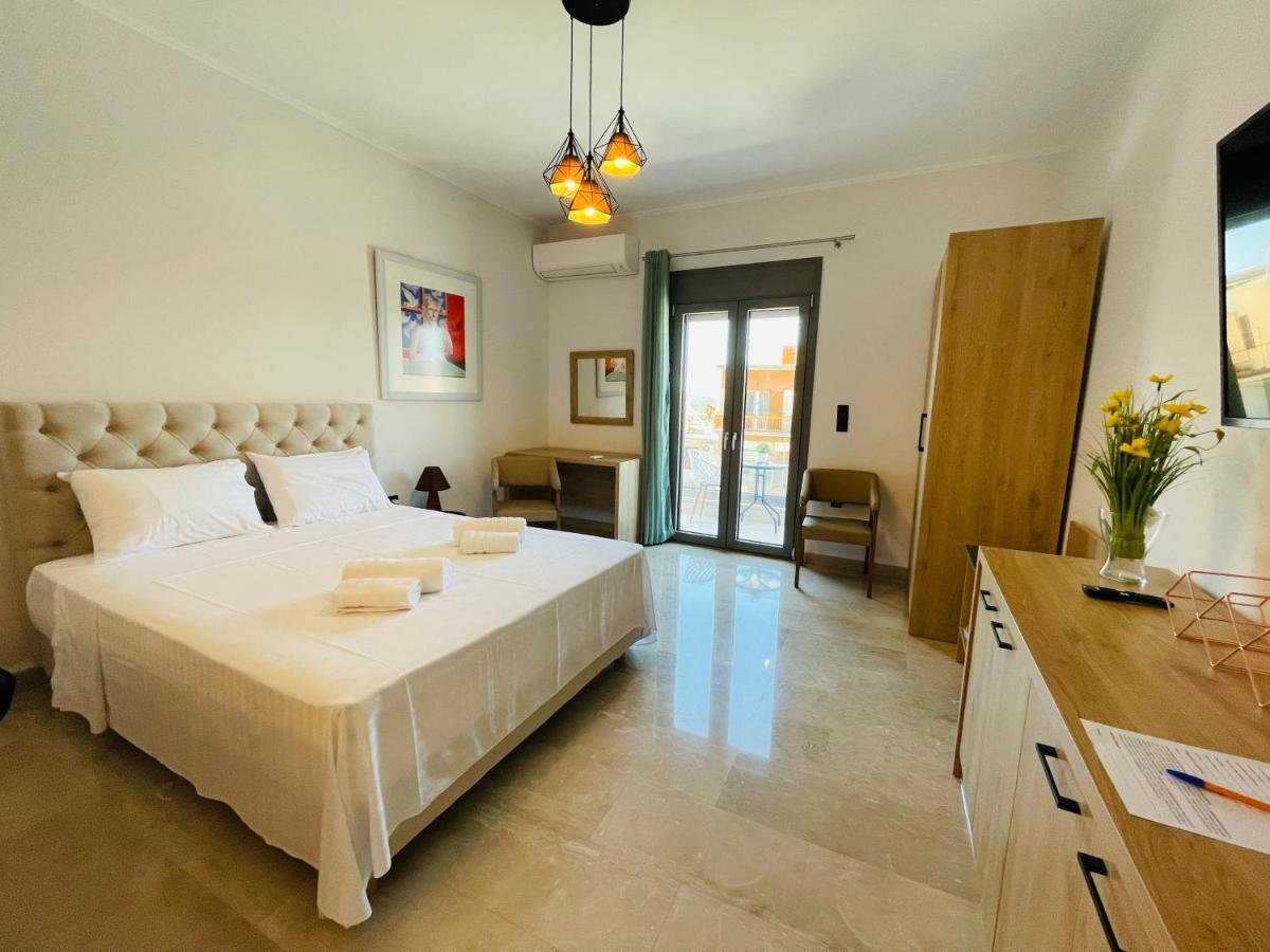 Xenios Suites ليغوريون المظهر الخارجي الصورة
